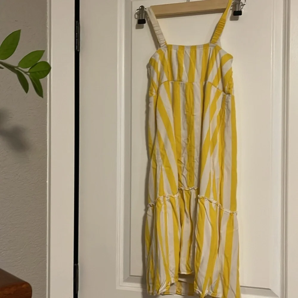 Girls yellow and white striped dress 7